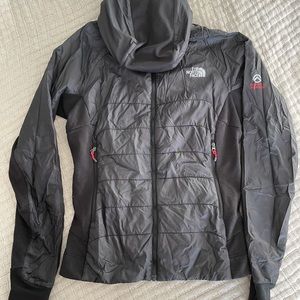 Black North Face Puffy Jacket